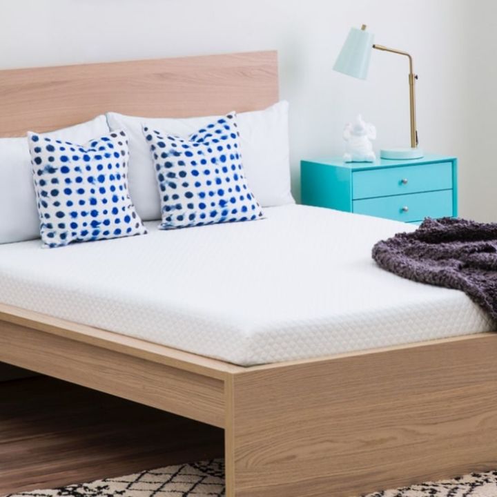 Best Thin Mattresses in 2021 – From 5 Inches to 8 Inches